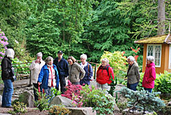 Bes&ouml;k i Edafos tr&auml;dg&aring;rd hos Carina Larsson och Thord Olsson